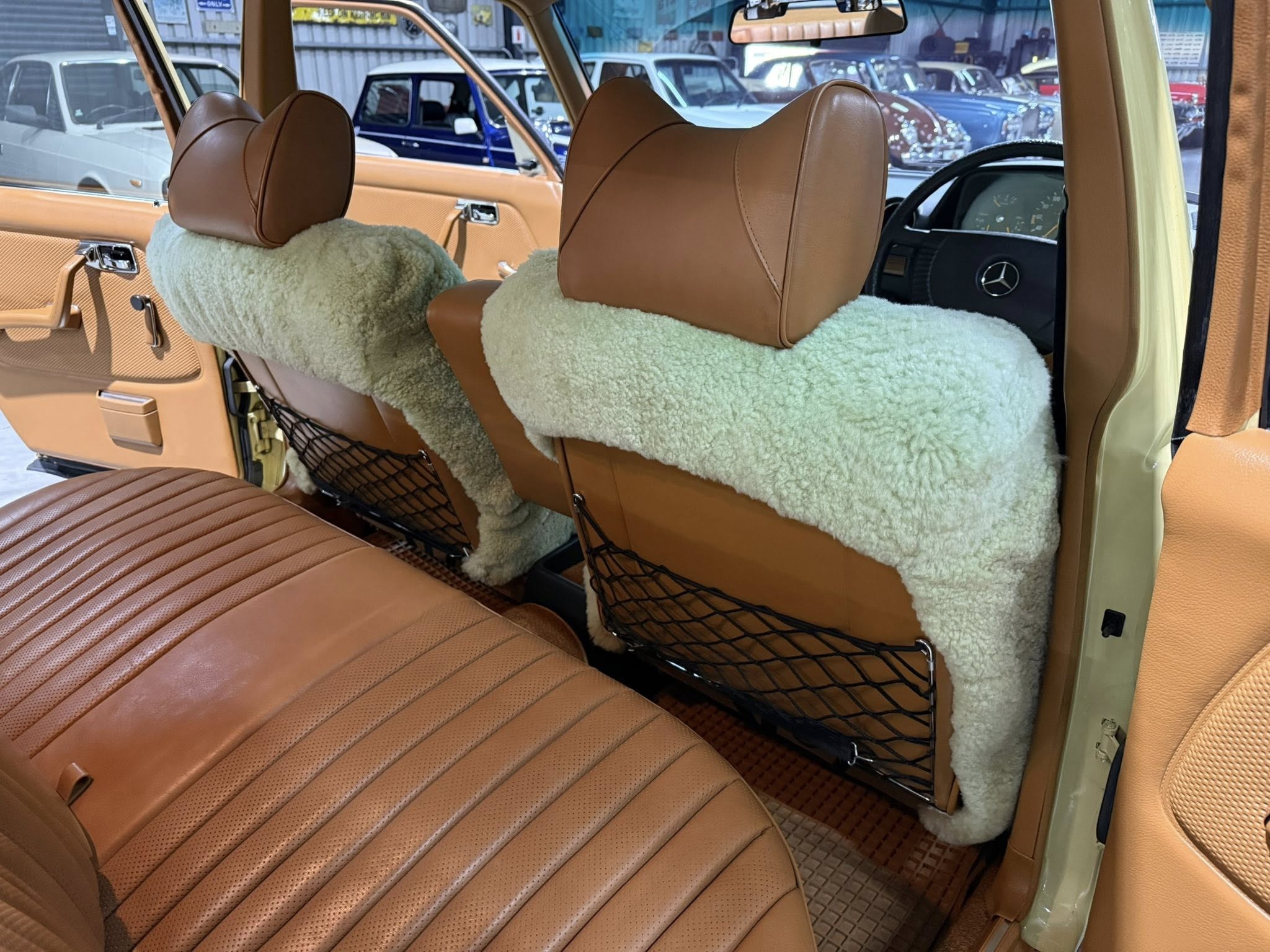 1980 Mercedes-Benz W123 280E