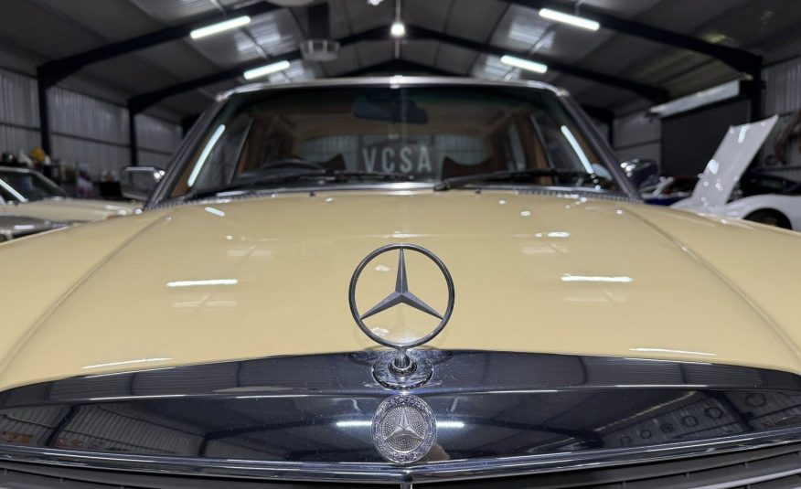 1980 Mercedes-Benz W123 280E