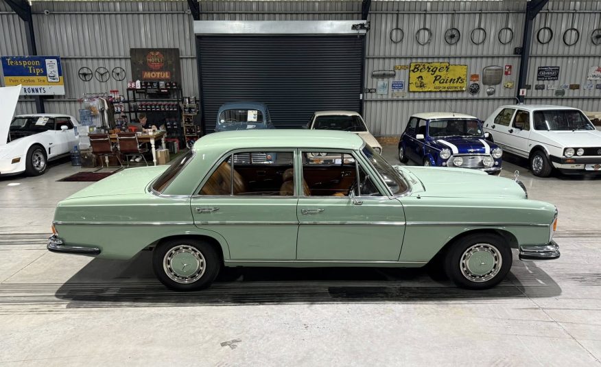 1970 Mercedes-Benz W108 280SE