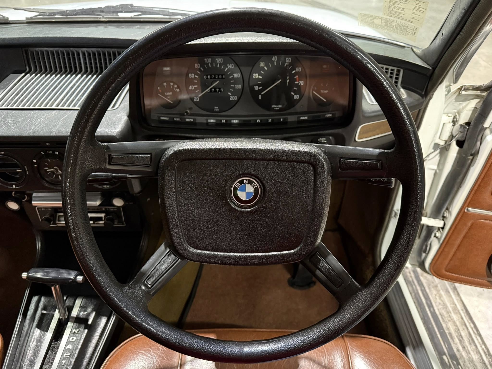 1976 BMW E12 520