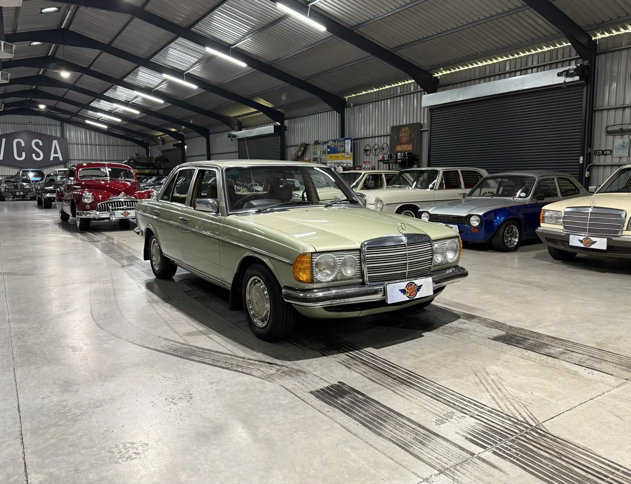 1979 Mercedes-Benz 230 (W123)