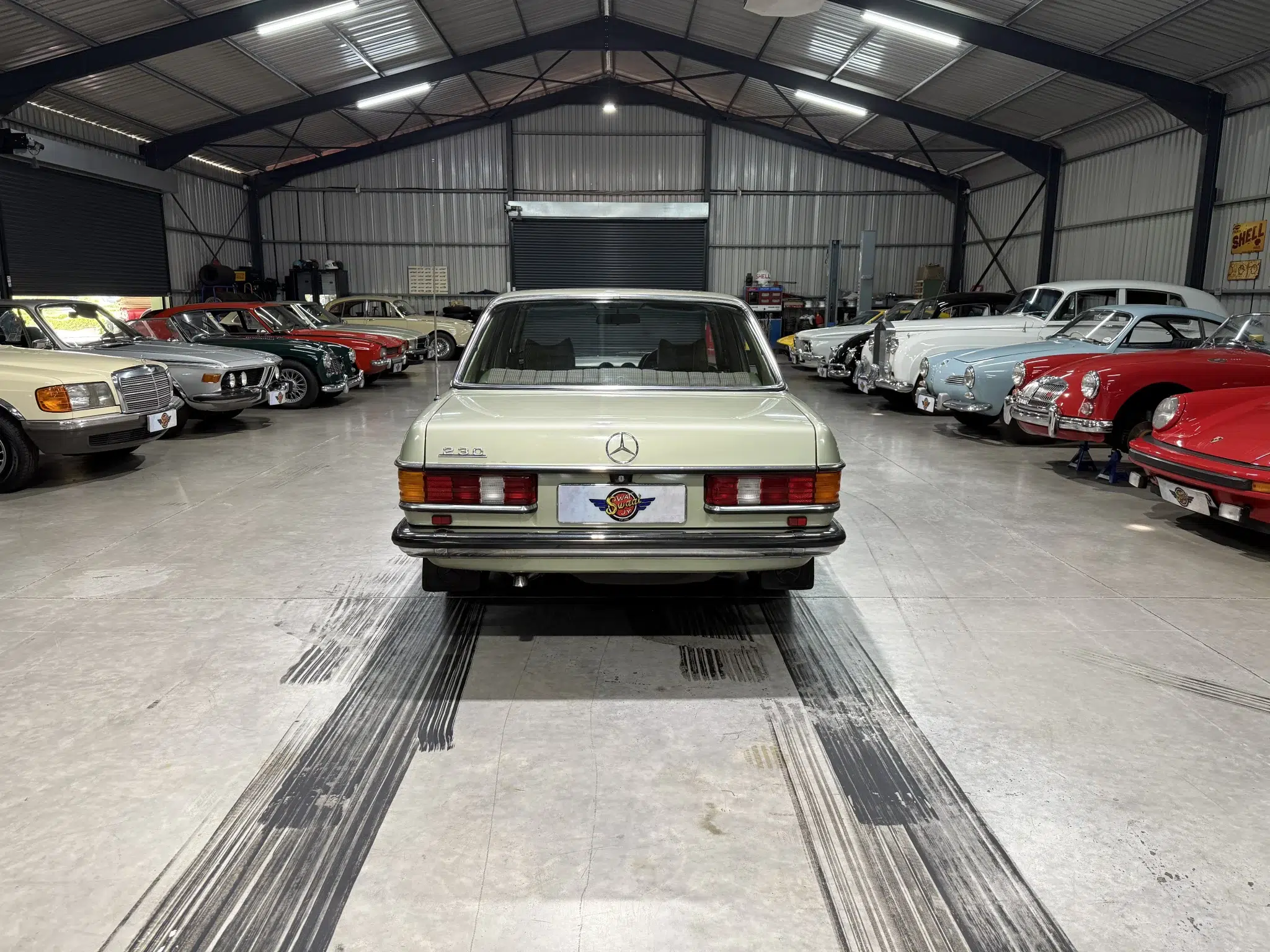 1979 Mercedes-Benz 230 (W123)