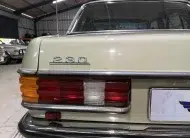 1979 Mercedes-Benz 230 (W123)