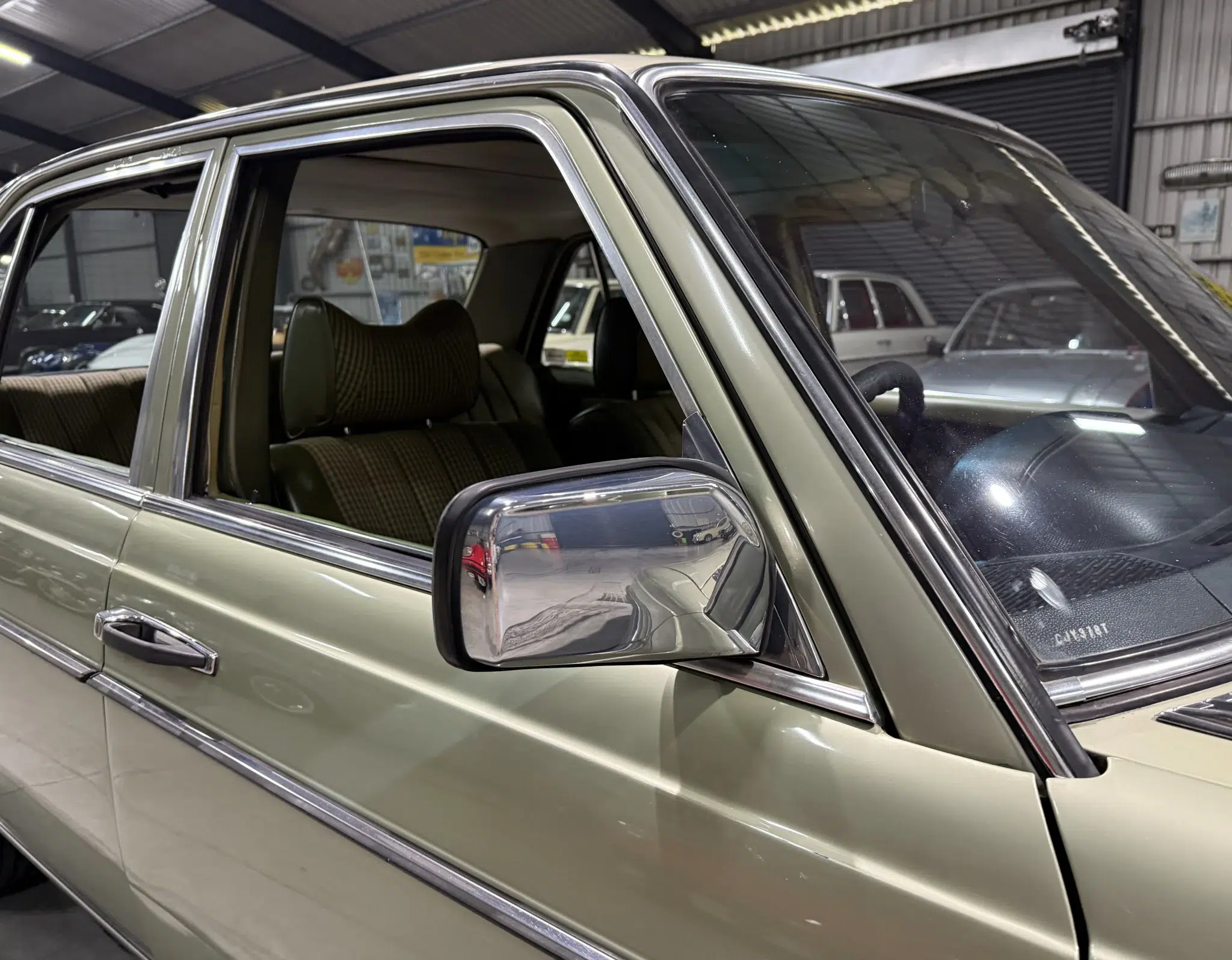 1979 Mercedes-Benz 230 (W123)