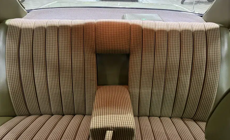 1979 Mercedes-Benz 230 (W123)