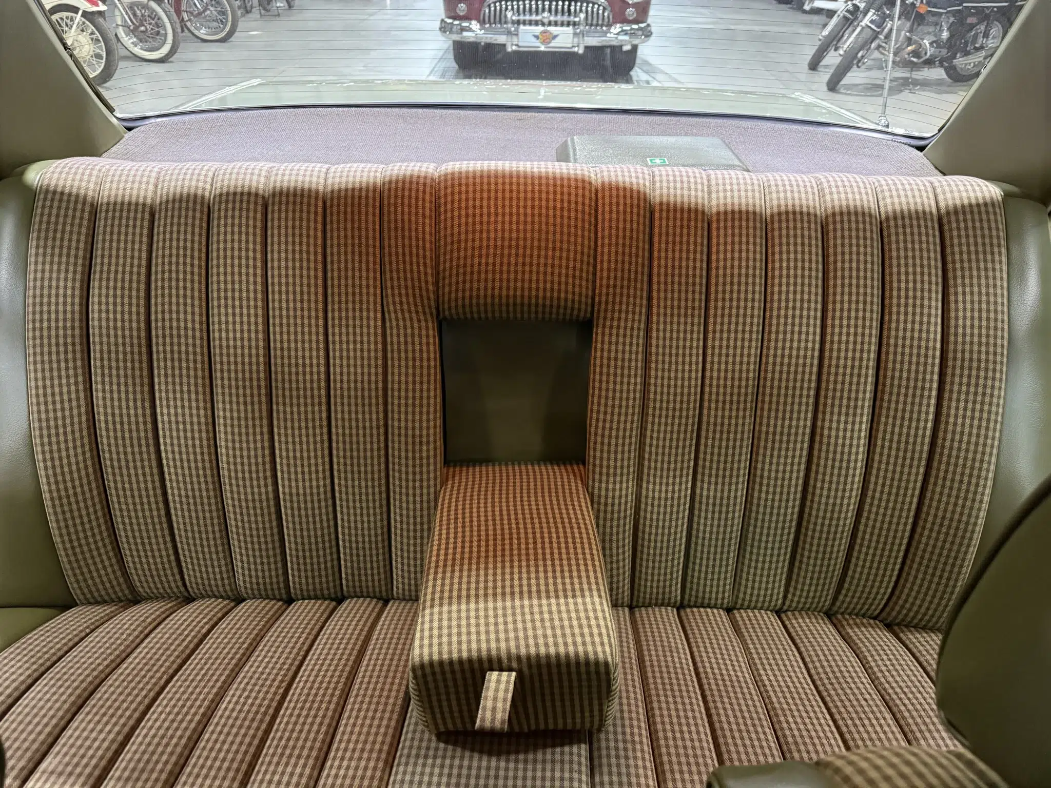 1979 Mercedes-Benz 230 (W123)