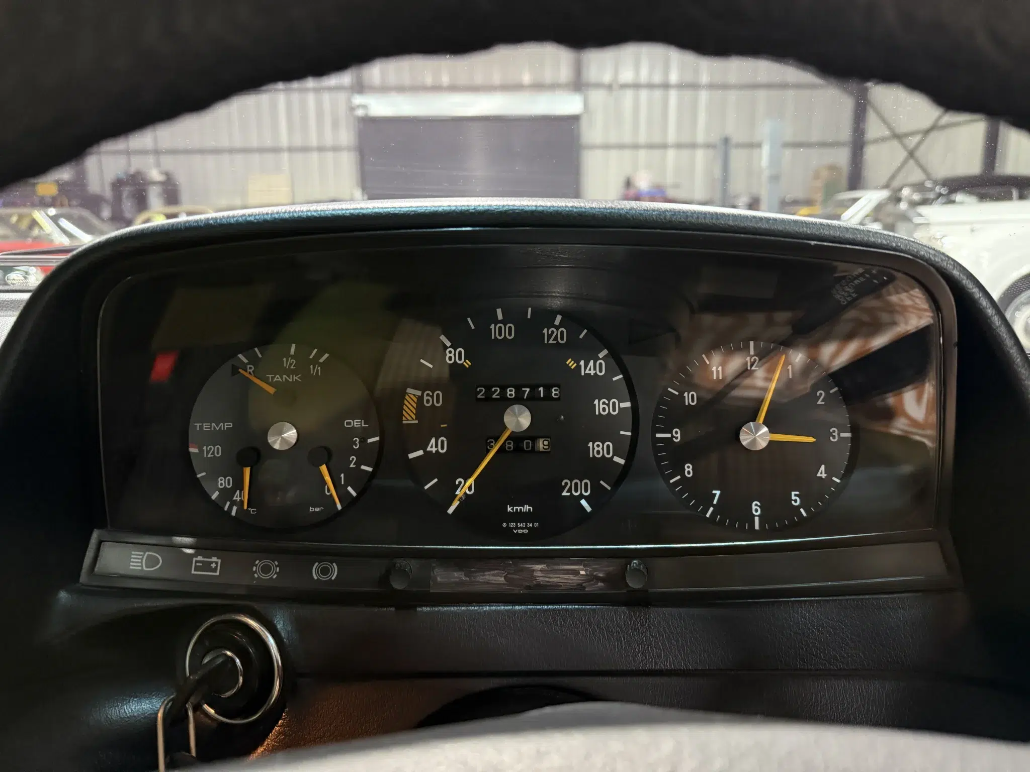 1979 Mercedes-Benz 230 (W123)