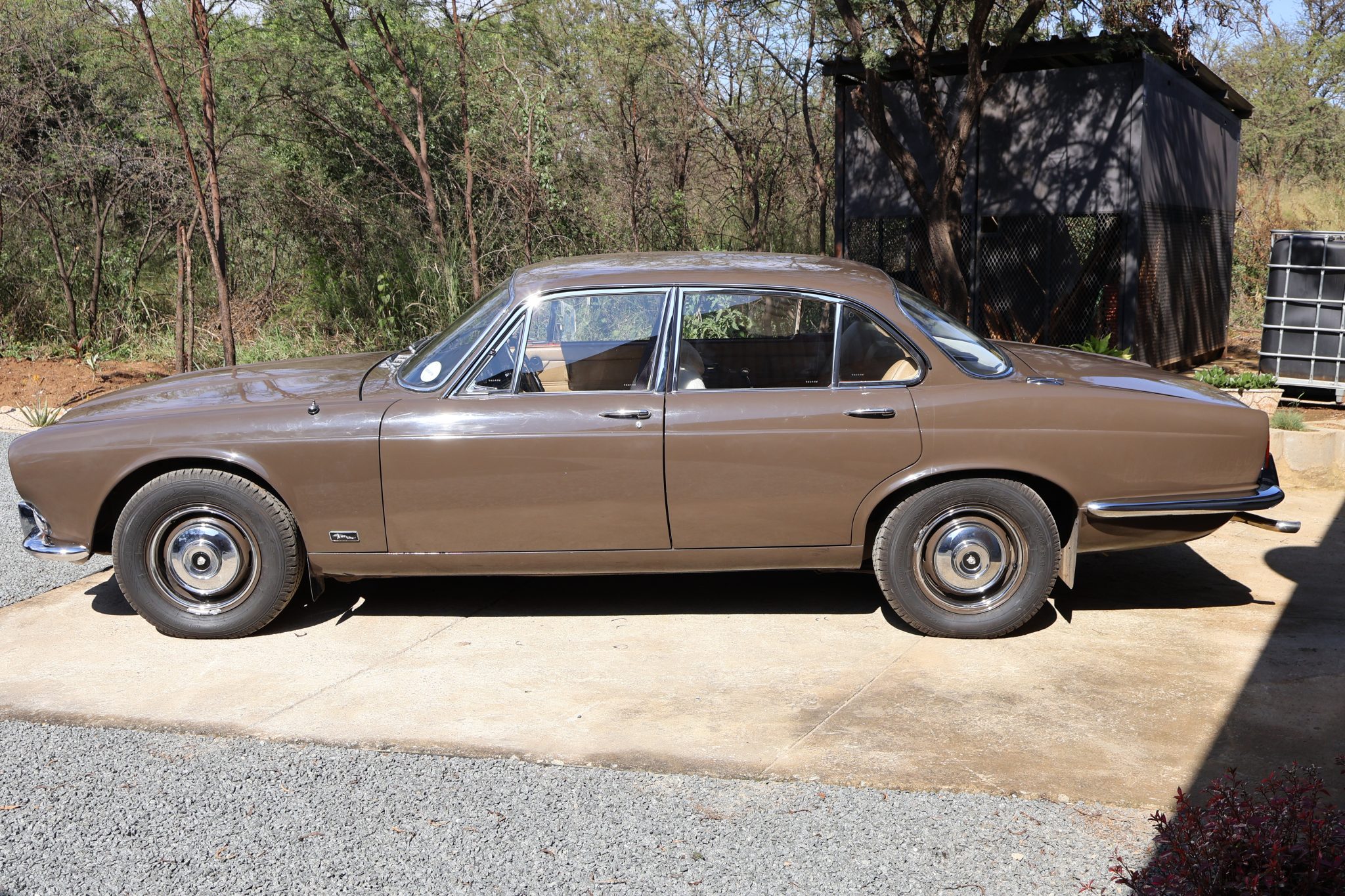1971 Jaguar XJ6