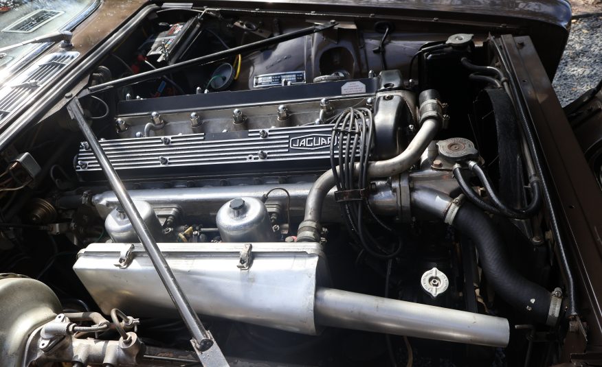 1971 Jaguar XJ6