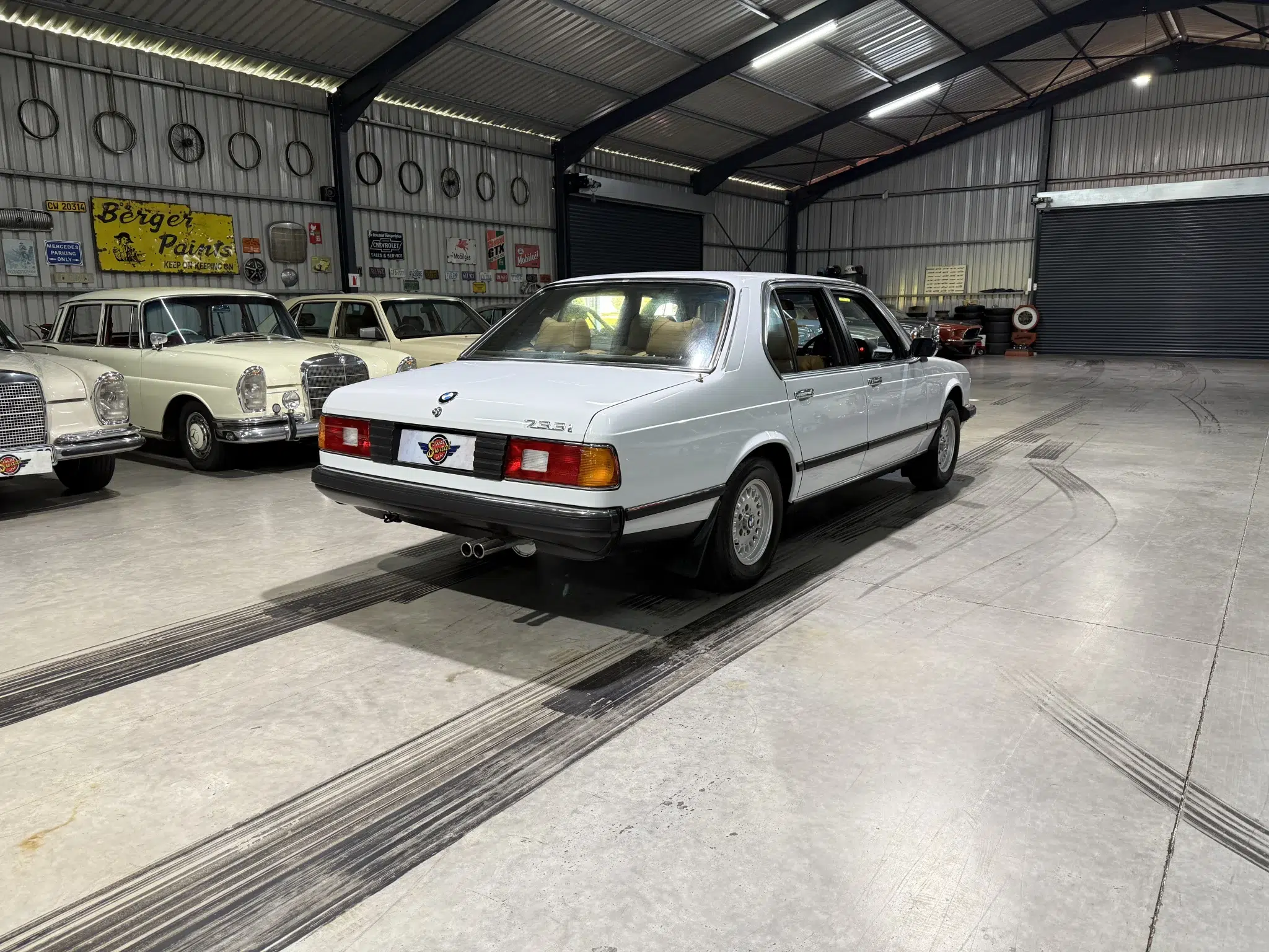 1981 BMW 733i