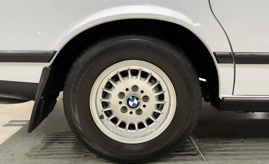 1981 BMW 733i