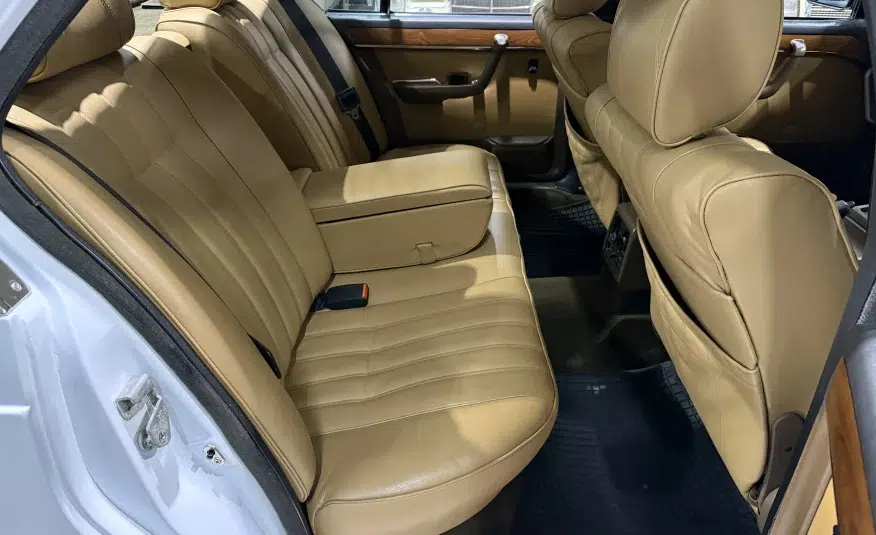 1981 BMW 733i