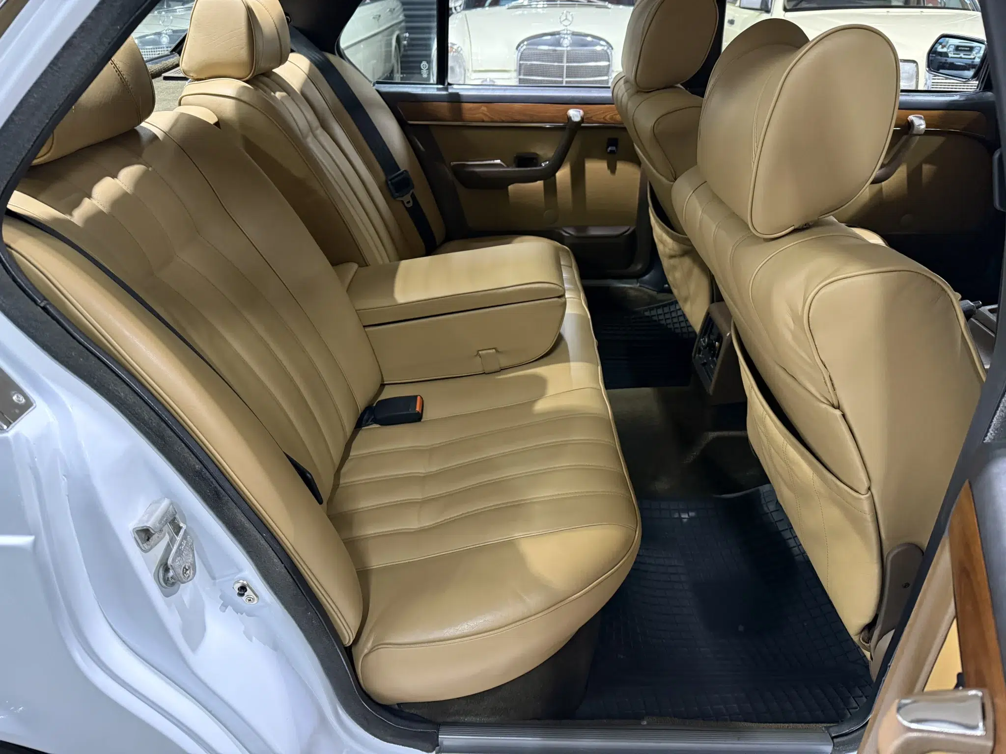 1981 BMW 733i