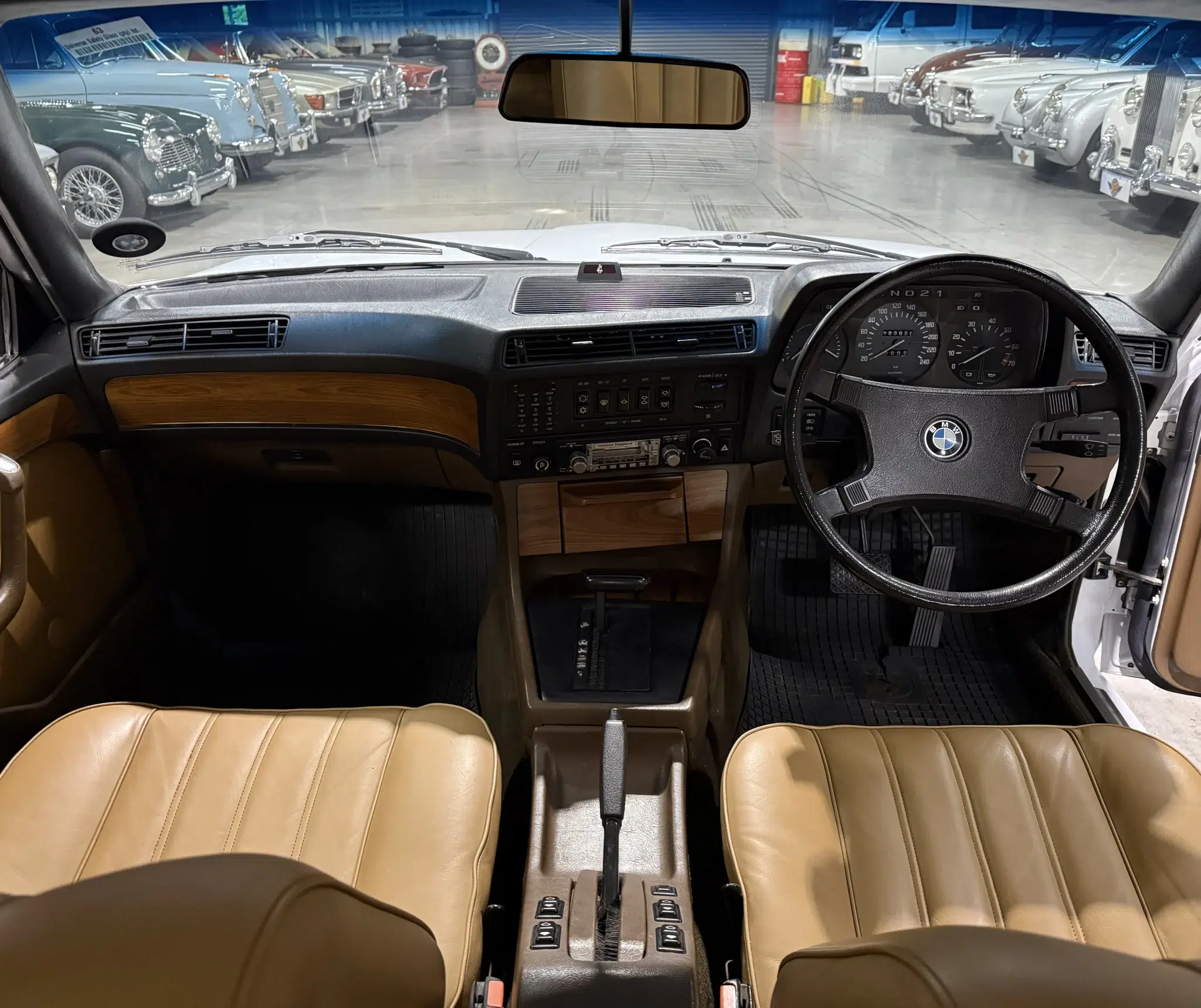 1981 BMW 733i
