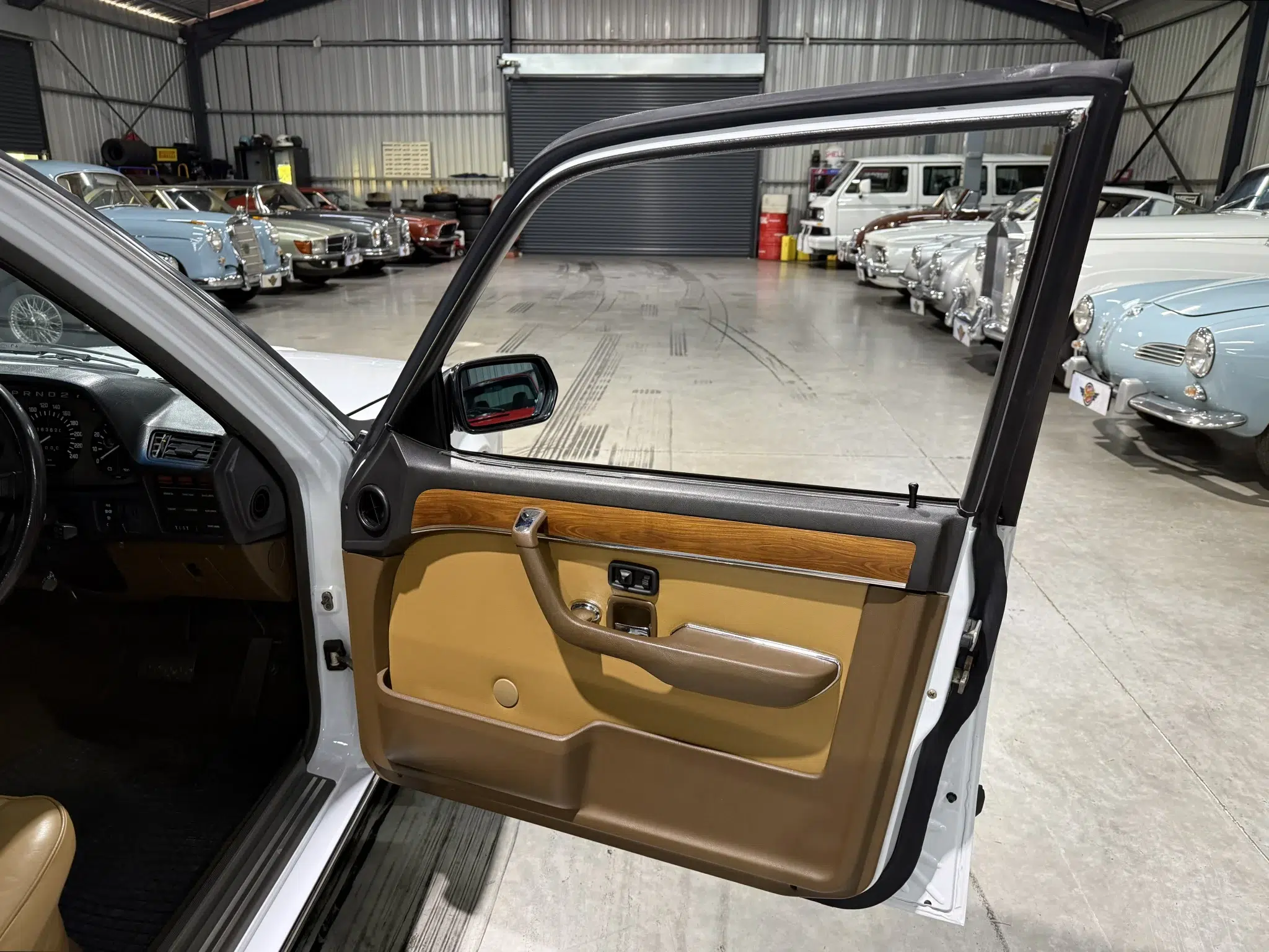 1981 BMW 733i
