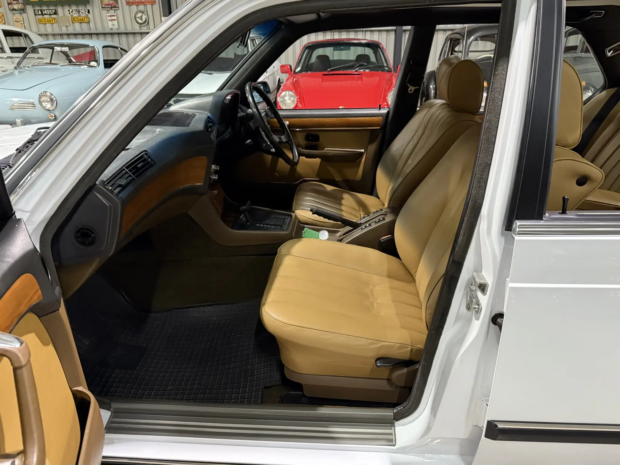 1981 BMW 733i