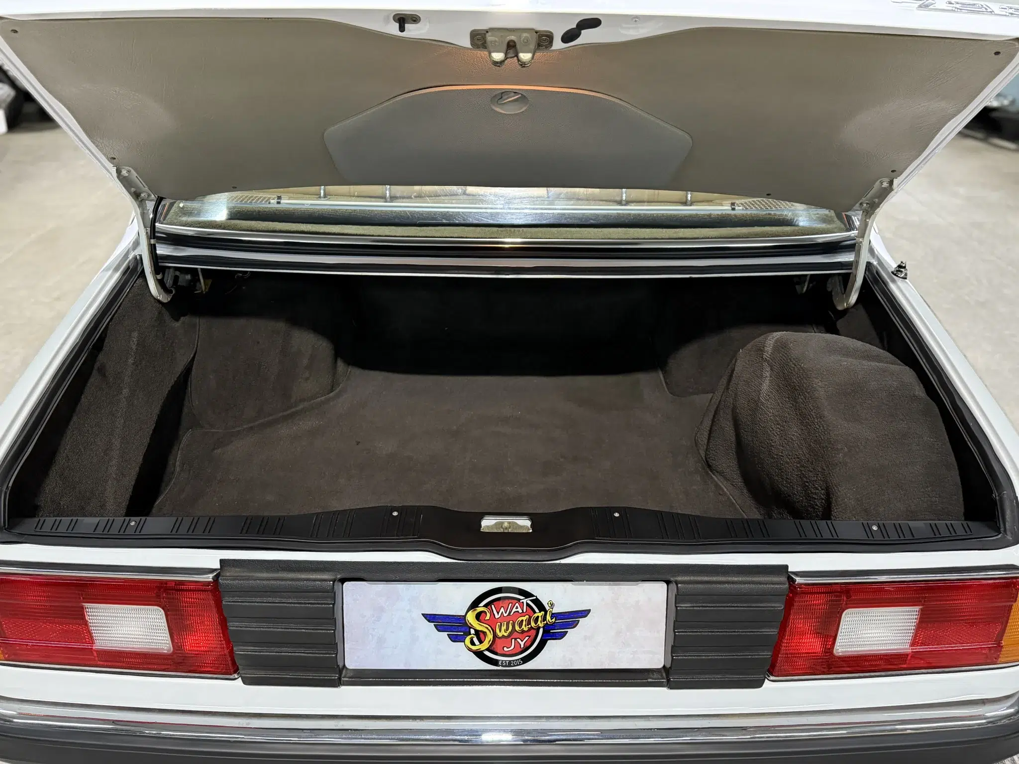 1981 BMW 733i