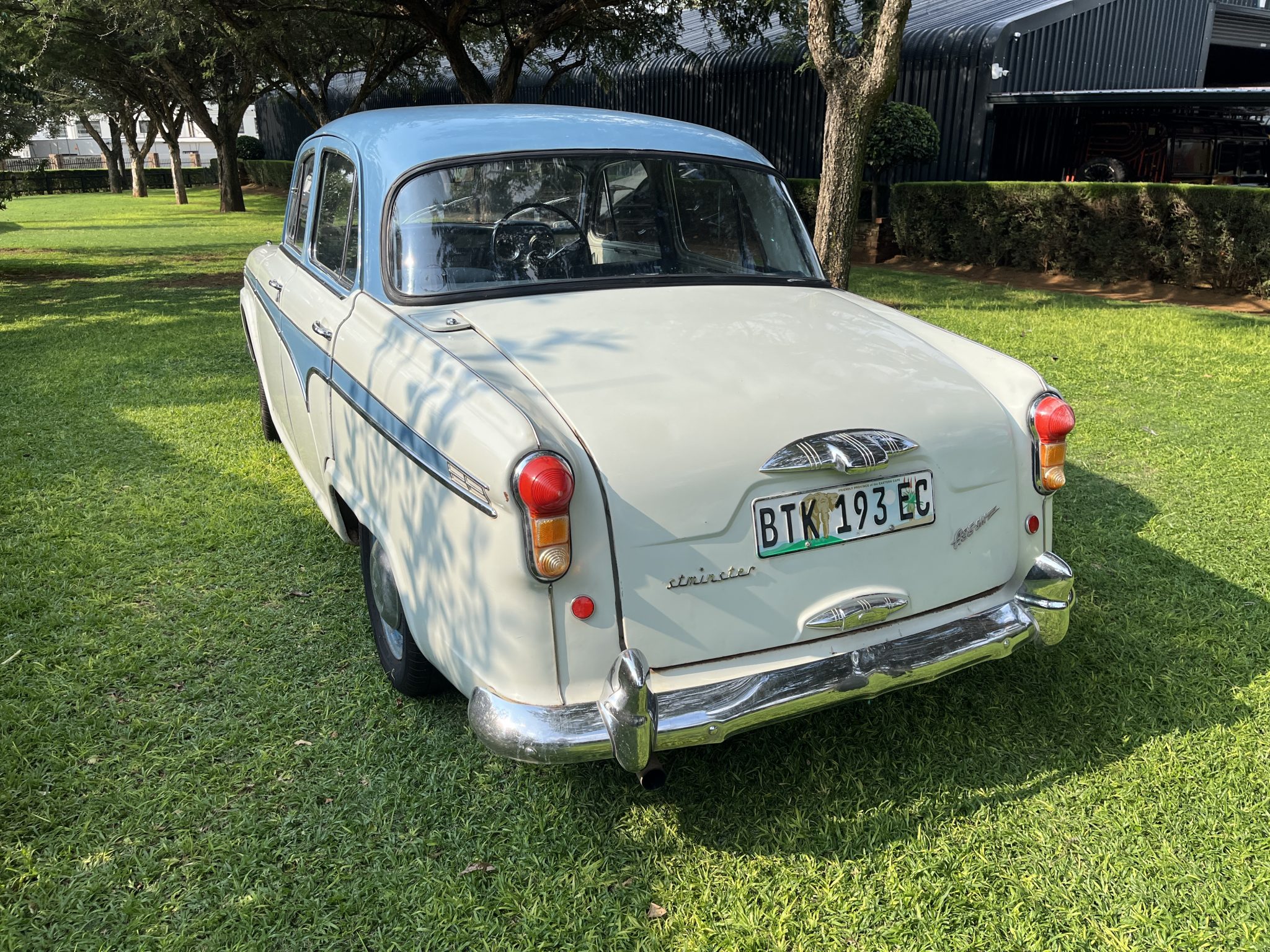 1957 Austin A95
