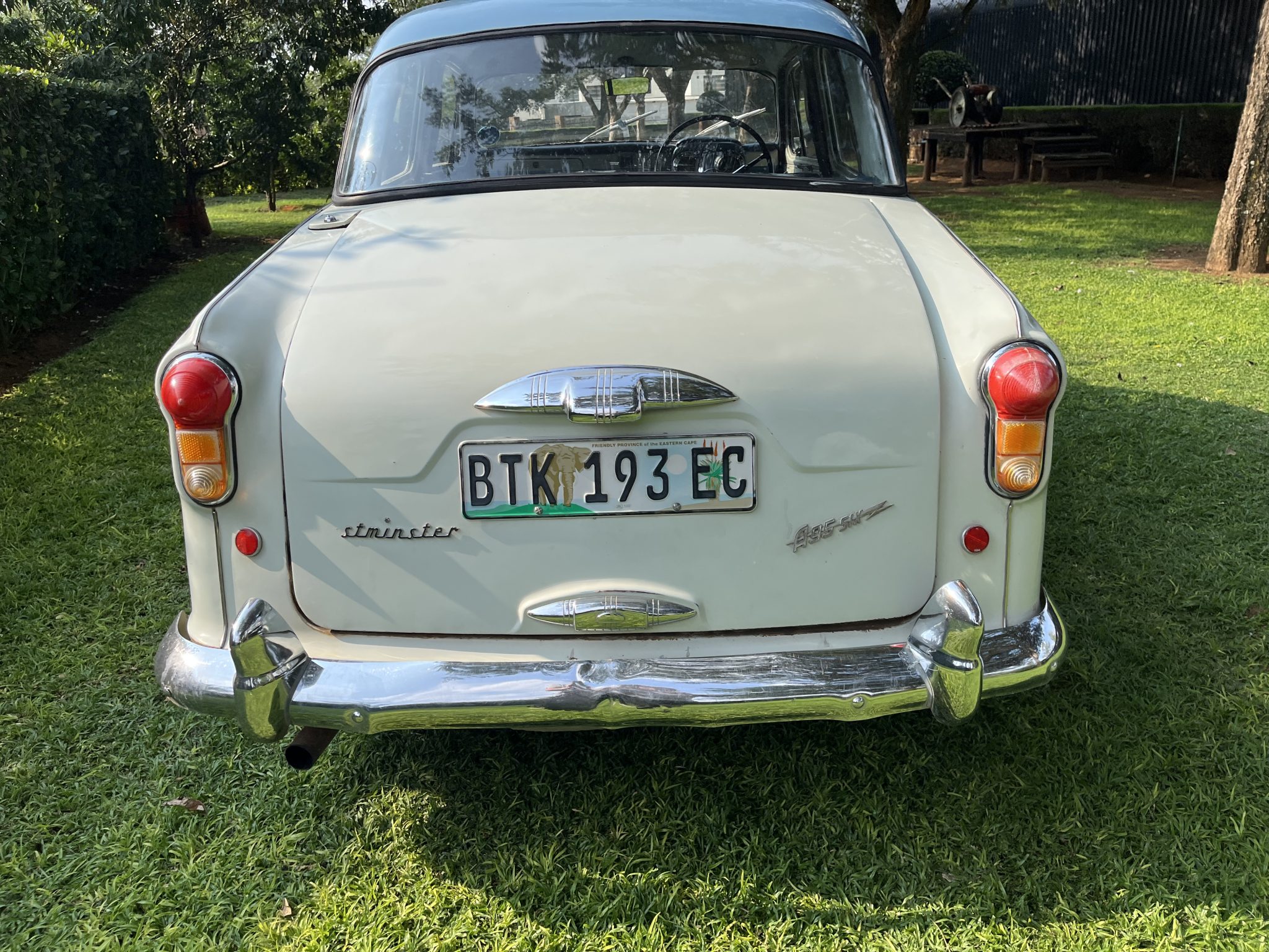 1957 Austin A95