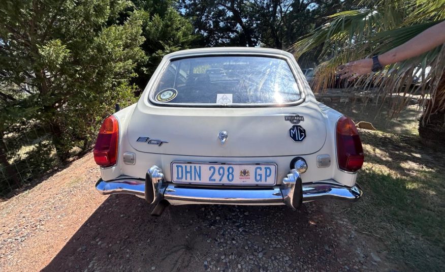 1972 MGB-GT