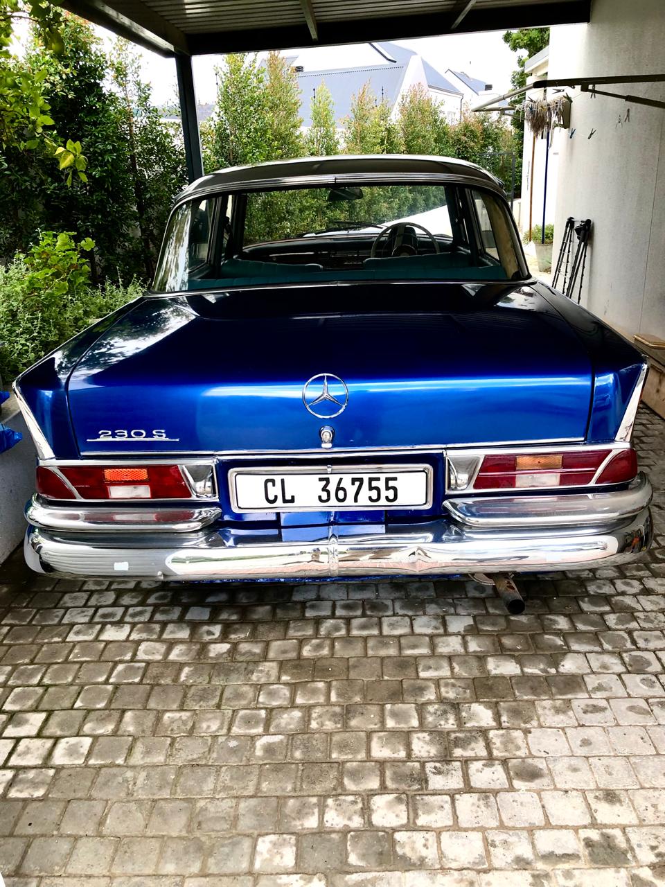 1967 Mercedes-Benz 230S Fintail