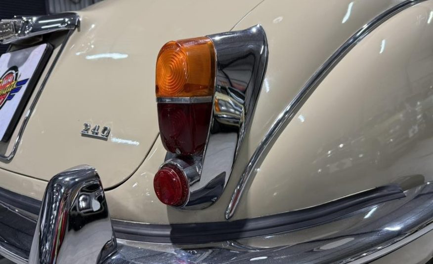 1966 Jaguar MK2 2.4 Manual