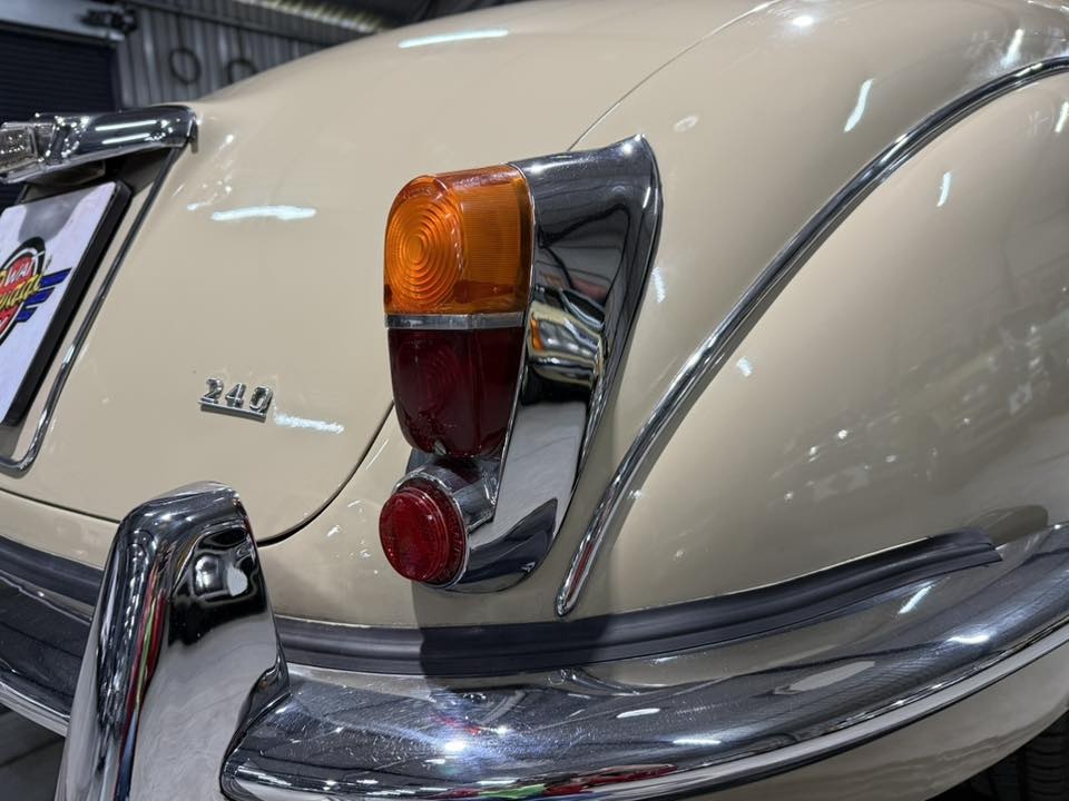 1966 Jaguar MK2 2.4 Manual
