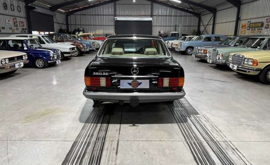 1985 Mercedes-Benz W126 380SE