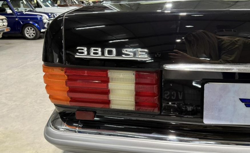 1985 Mercedes-Benz W126 380SE