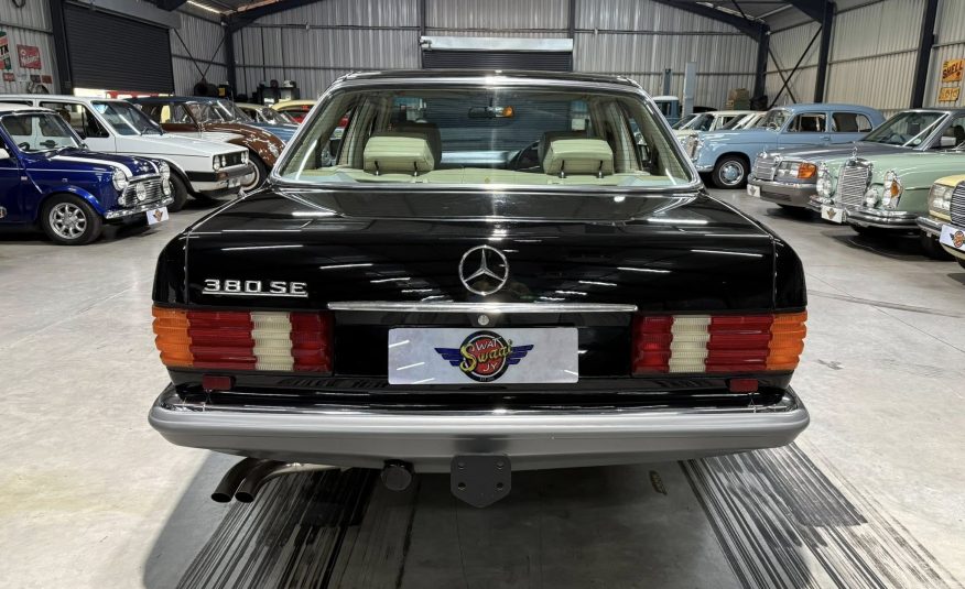 1985 Mercedes-Benz W126 380SE