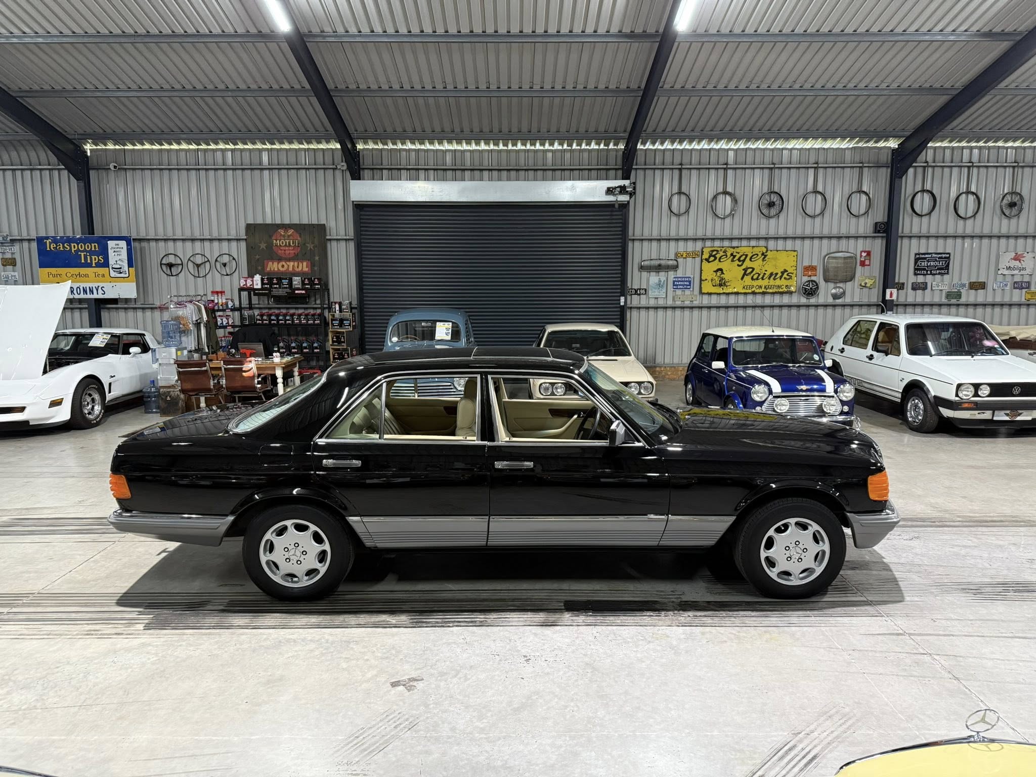 1985 Mercedes-Benz W126 380SE