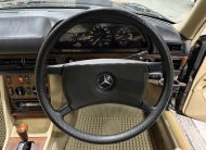 1985 Mercedes-Benz W126 380SE