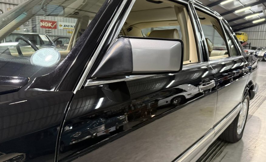 1985 Mercedes-Benz W126 380SE