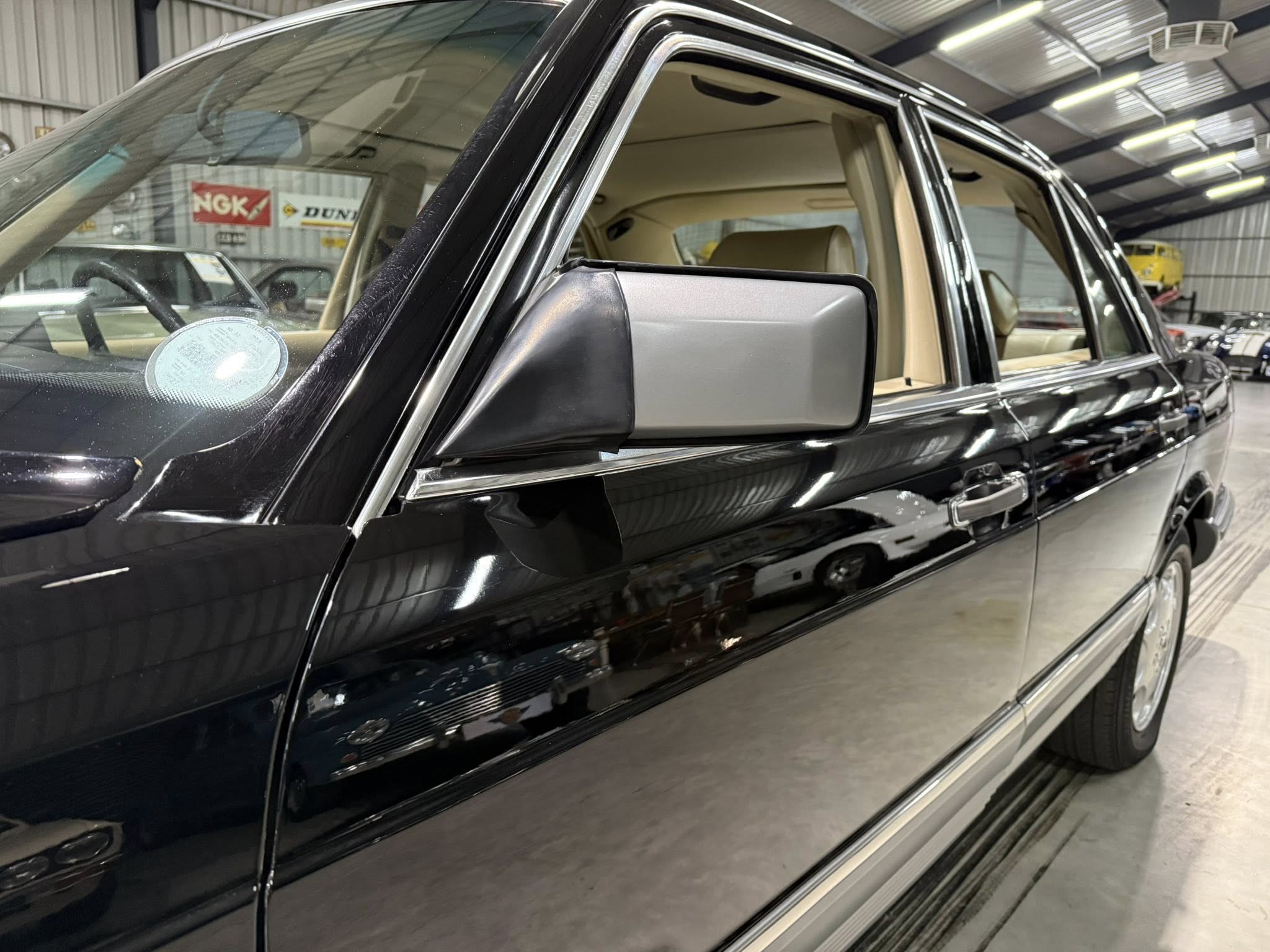 1985 Mercedes-Benz W126 380SE