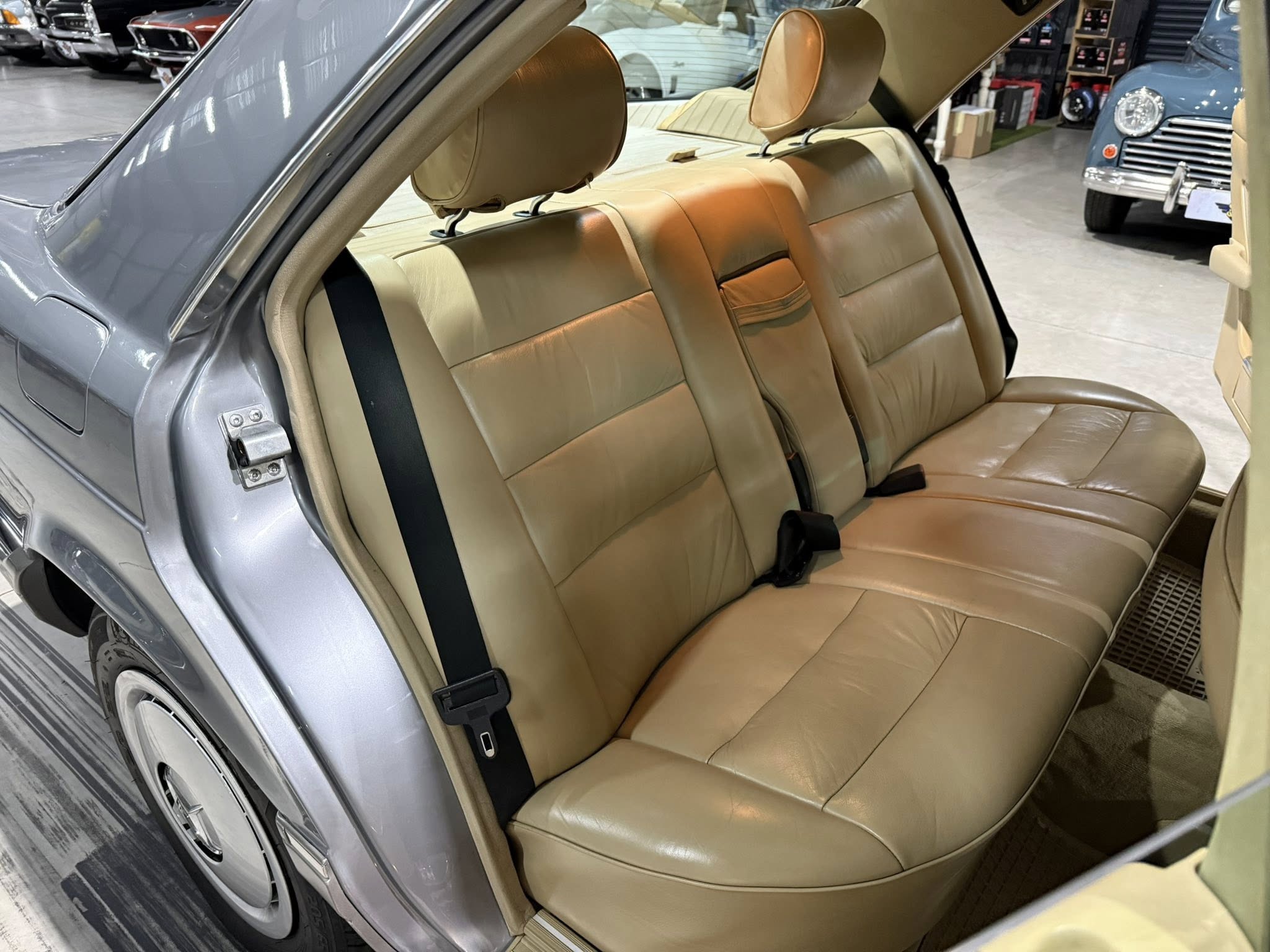 1993 Mercedes-Benz W126 500SE