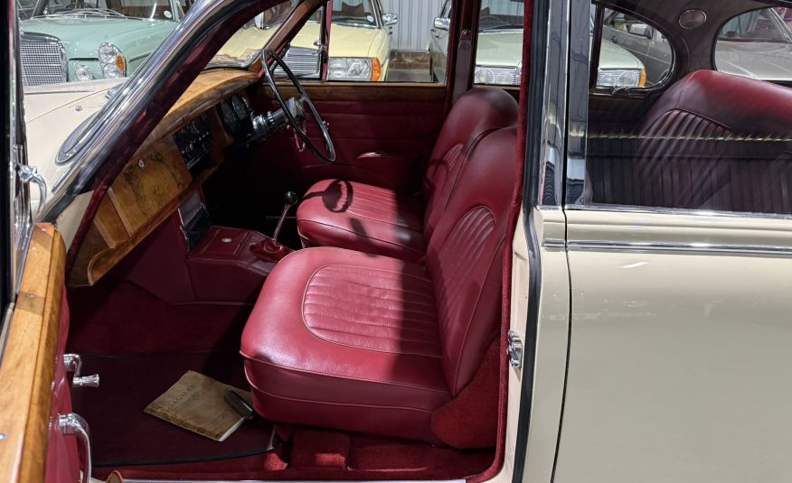 1966 Jaguar MK2 2.4 Manual