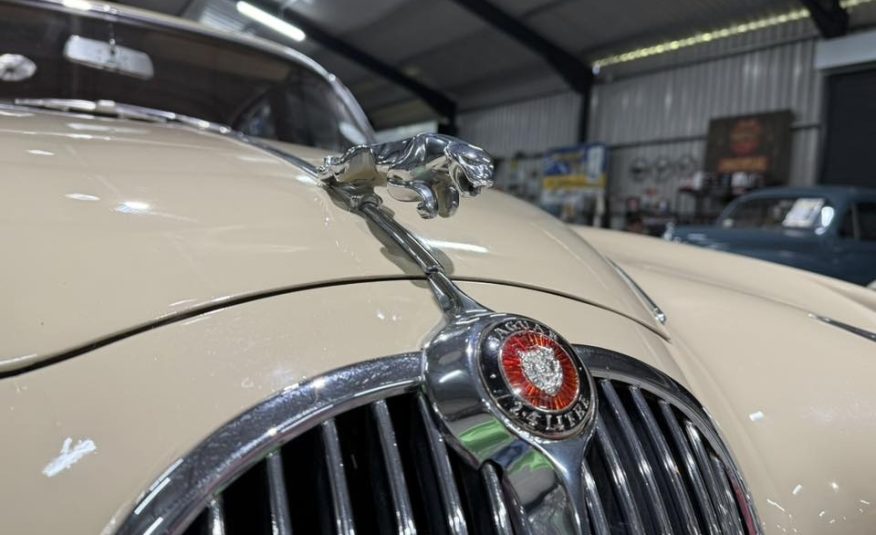 1966 Jaguar MK2 2.4 Manual