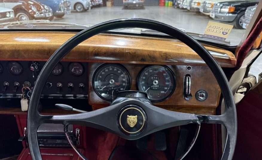 1966 Jaguar MK2 2.4 Manual
