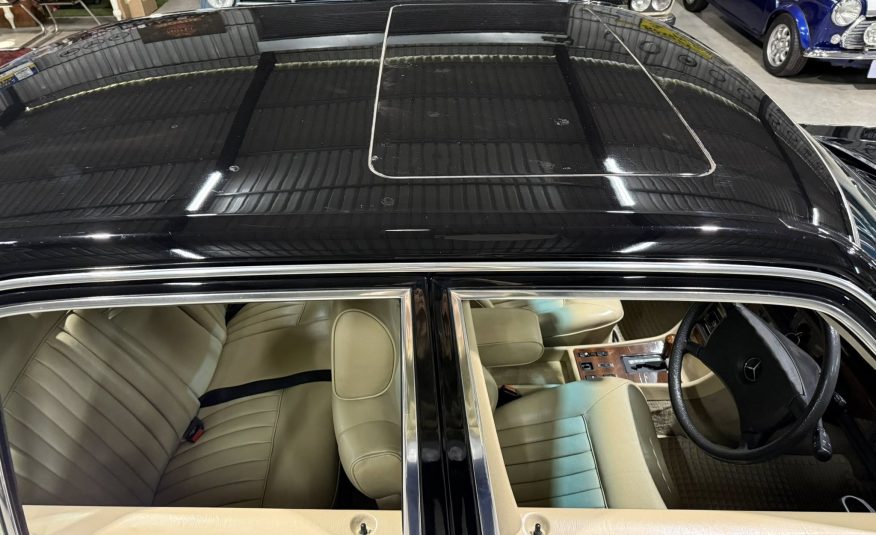 1985 Mercedes-Benz W126 380SE