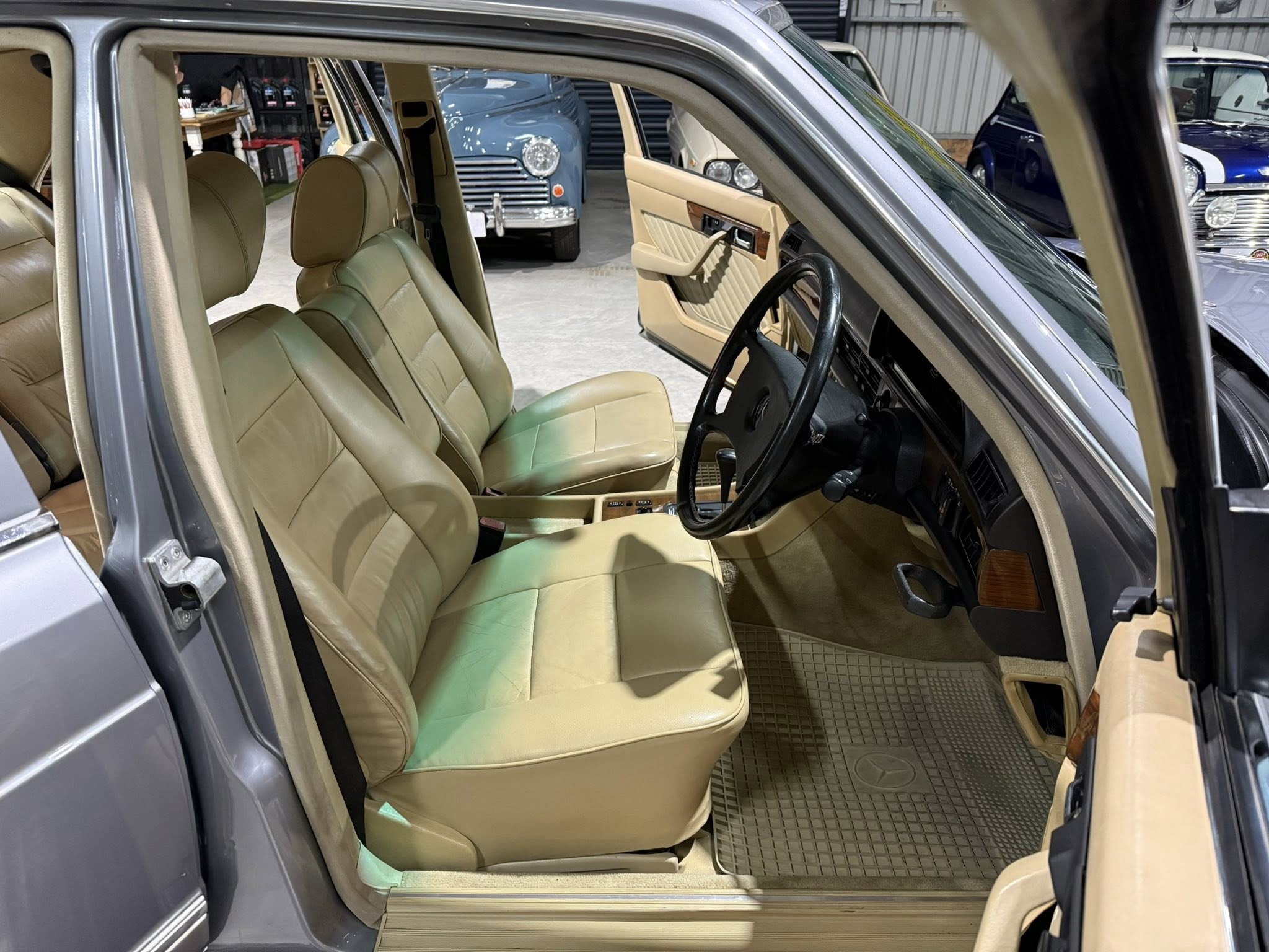1993 Mercedes-Benz W126 500SE