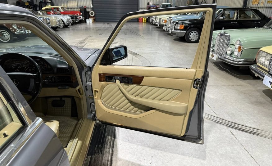 1993 Mercedes-Benz W126 500SE