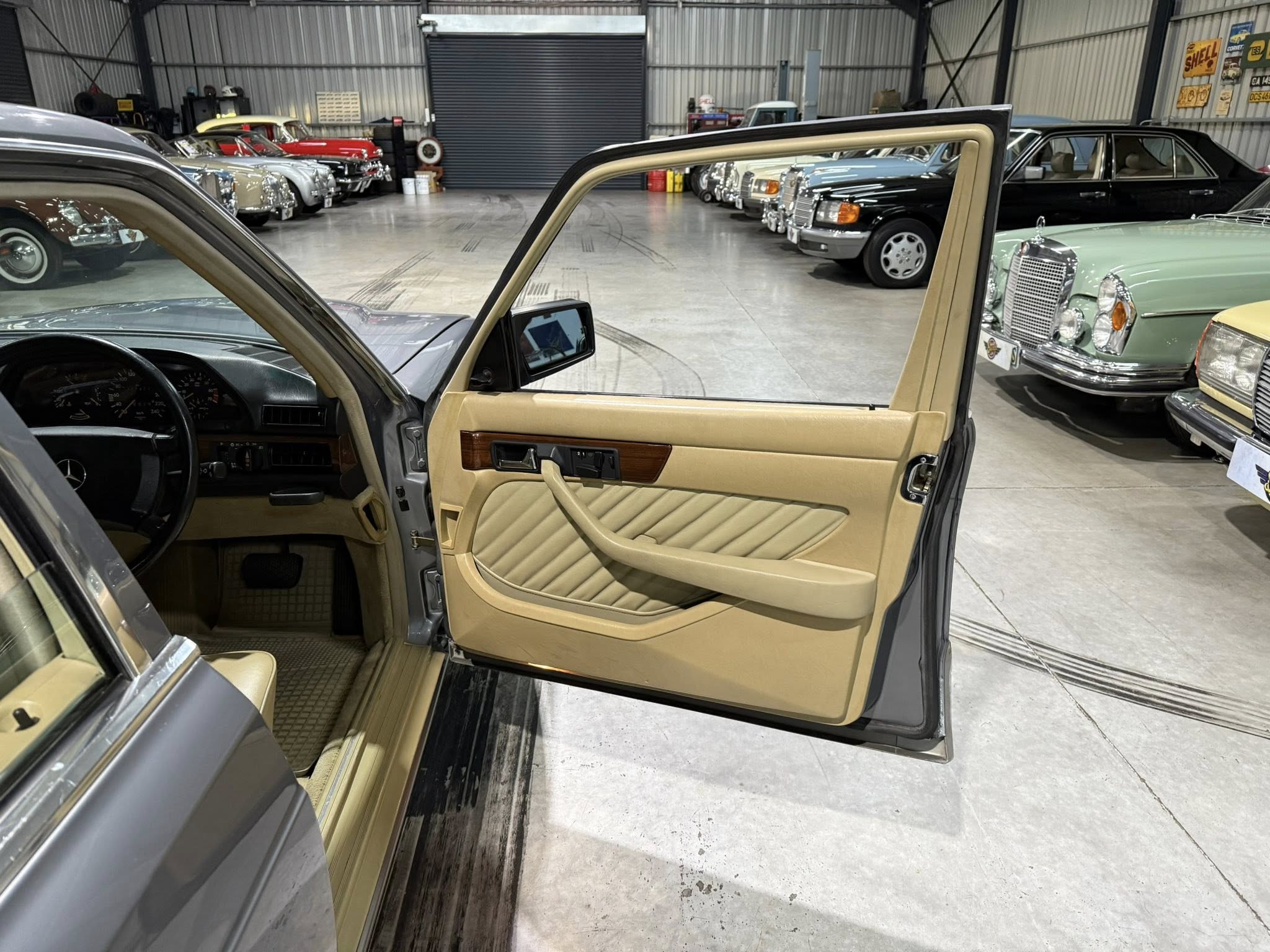 1993 Mercedes-Benz W126 500SE