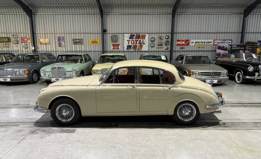 1966 Jaguar MK2 2.4 Manual