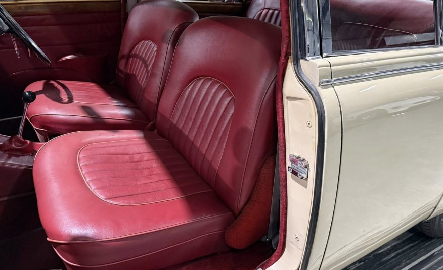 1966 Jaguar MK2 2.4 Manual