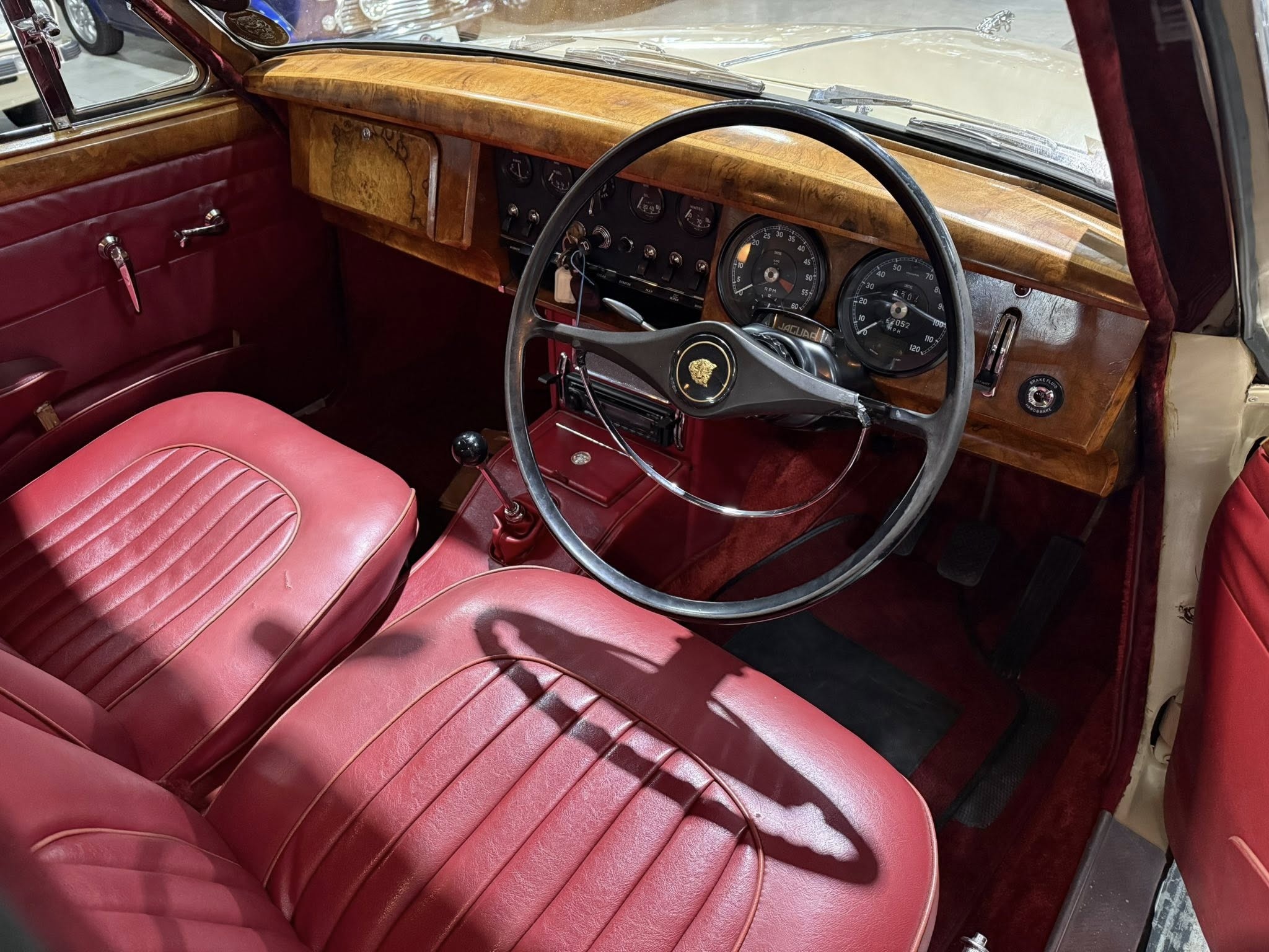 1966 Jaguar MK2 2.4 Manual