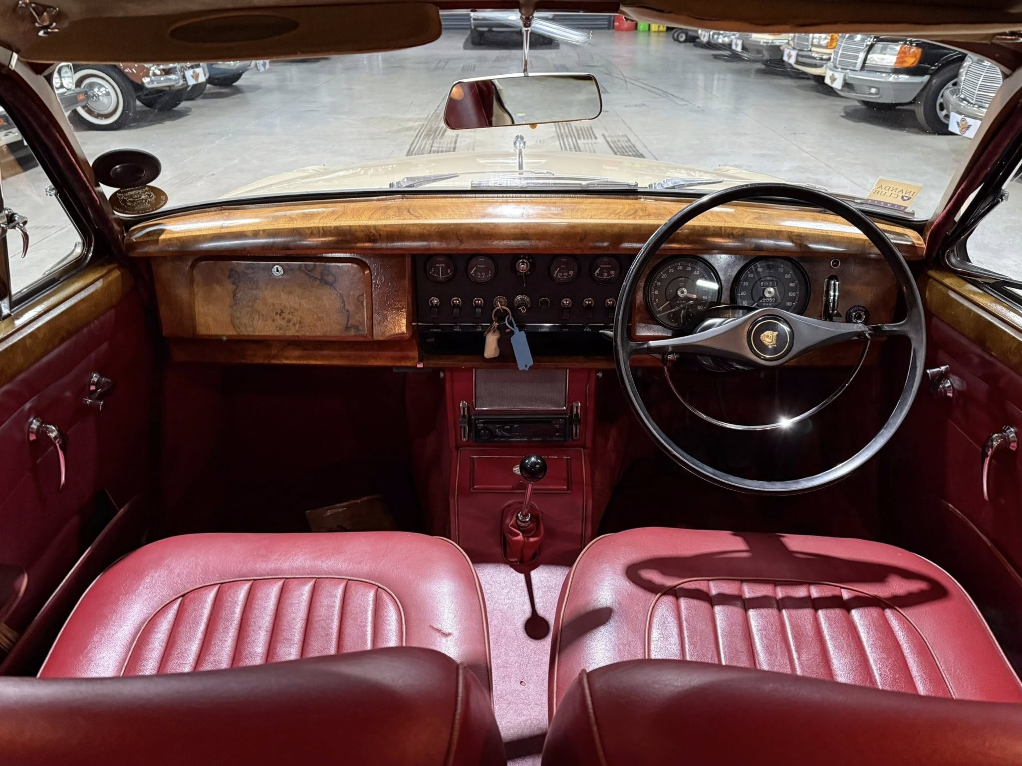 1966 Jaguar MK2 2.4 Manual