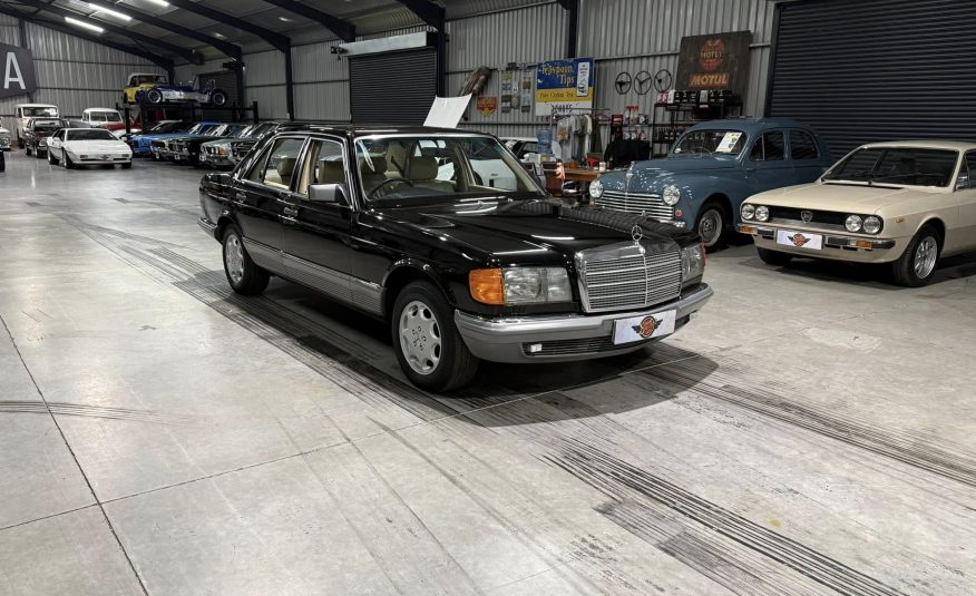 1985 Mercedes-Benz W126 380SE