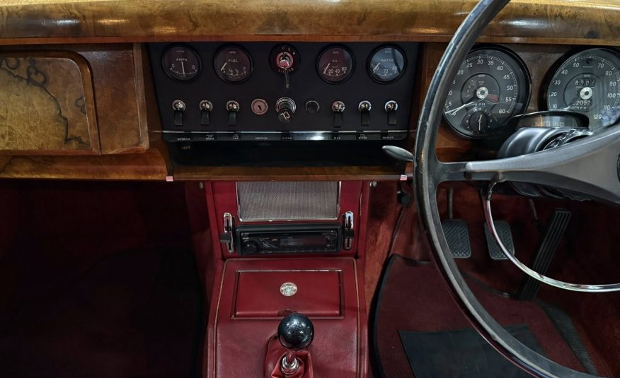 1966 Jaguar MK2 2.4 Manual