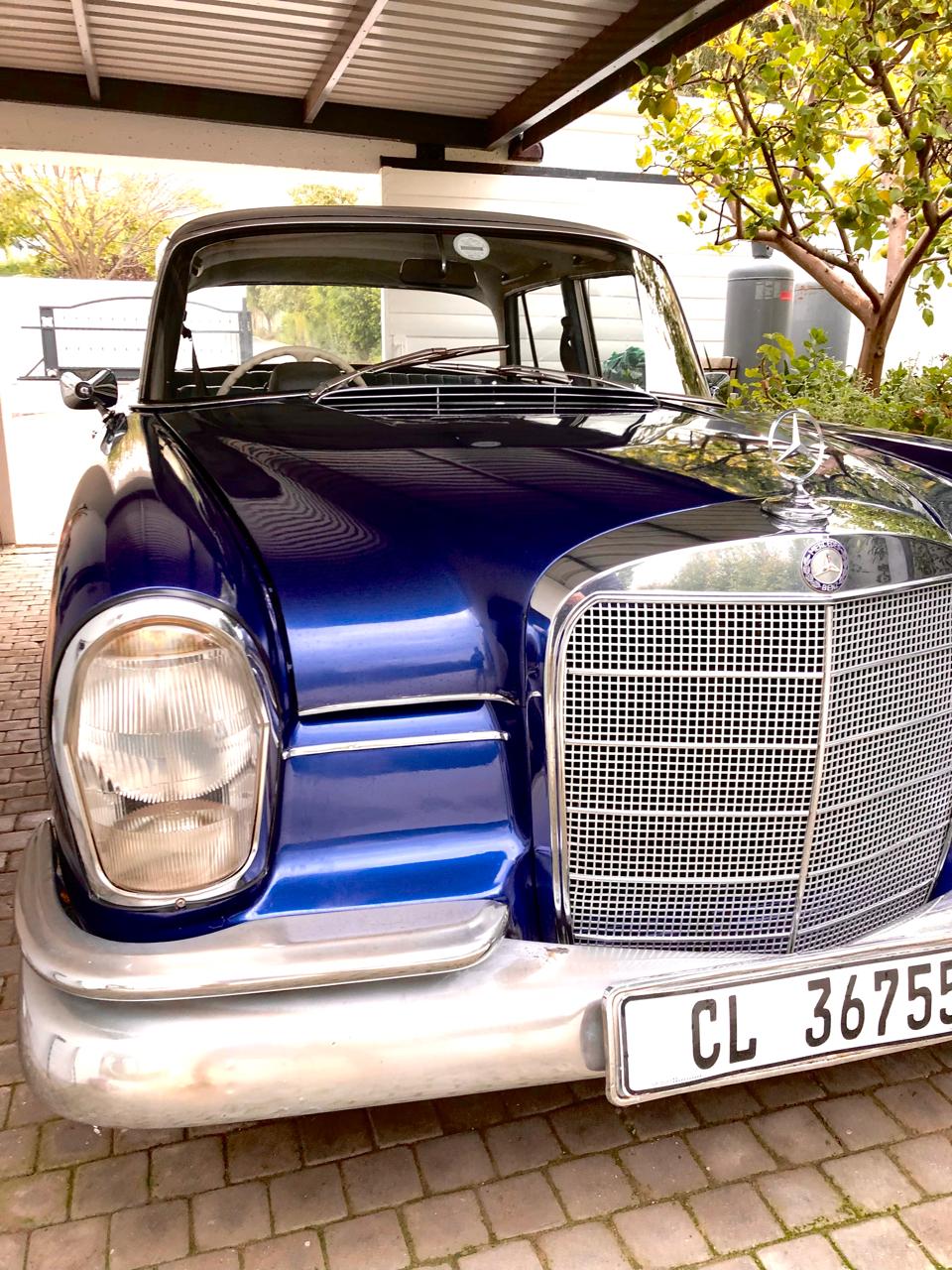 1967 Mercedes-Benz 230S Fintail