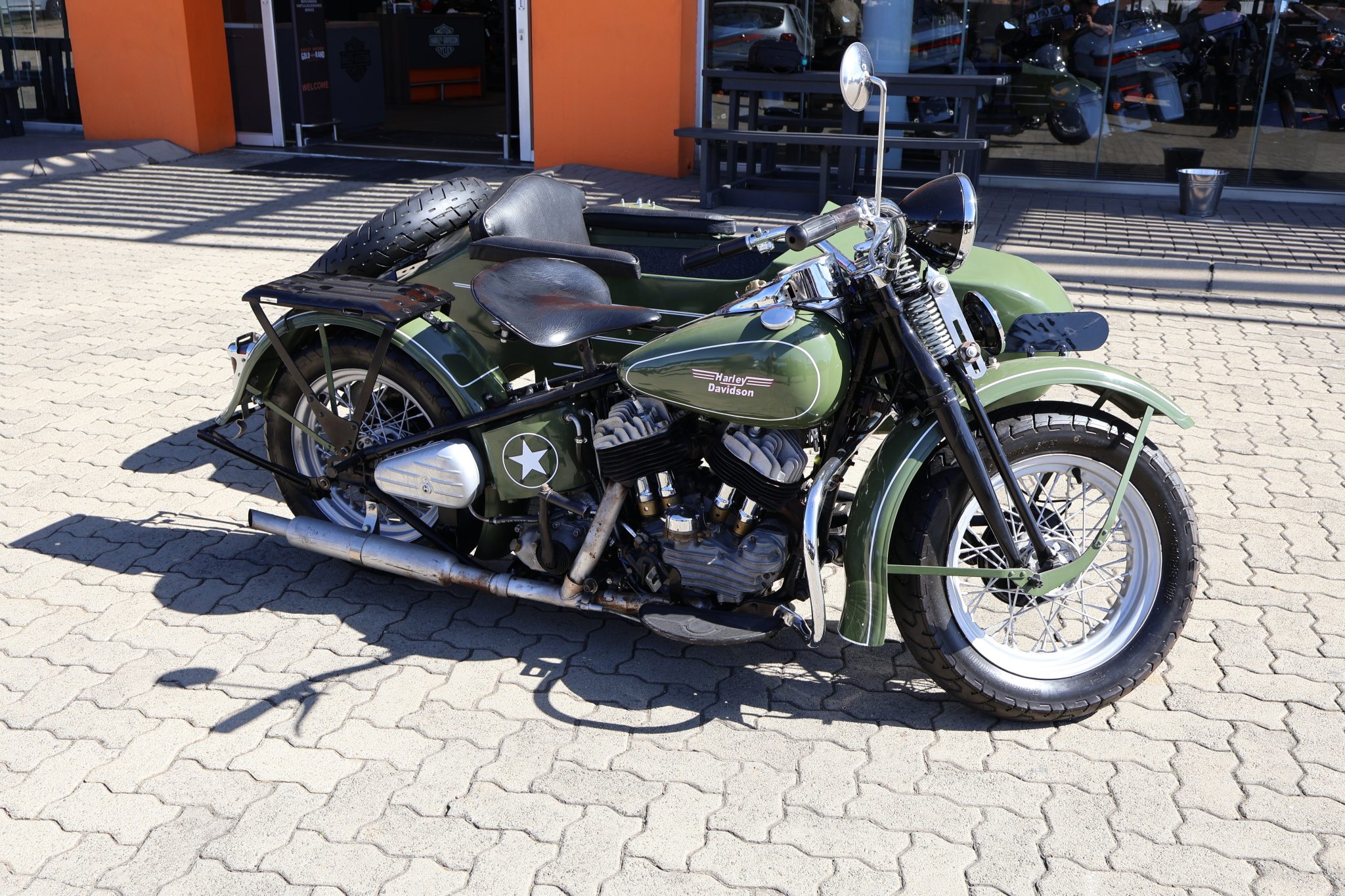 1941 Harley-Davidson 1012